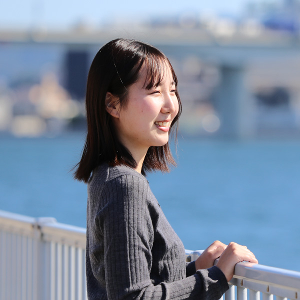 嬉しかったことなどを語る様子